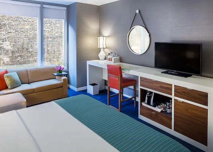 Hotel Kinzie 4*
