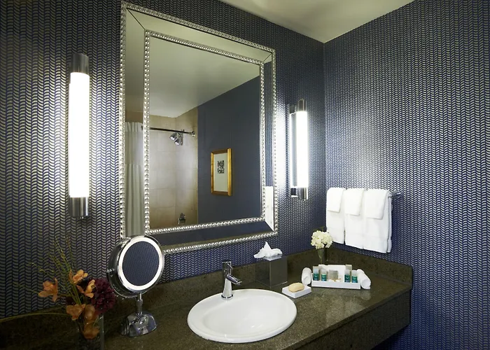 Hotel Kinzie 4*
