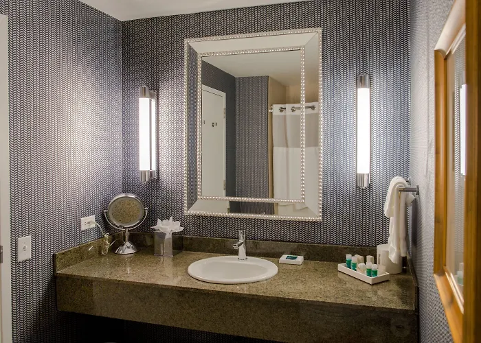 Kinzie Hotel Chicago