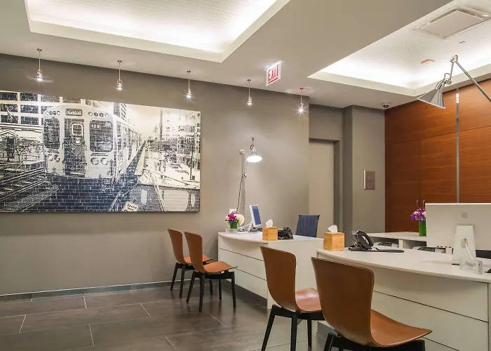 Hotel Kinzie 4*