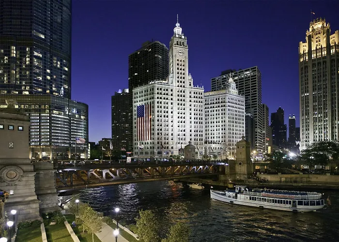 Kinzie Hotel 4*