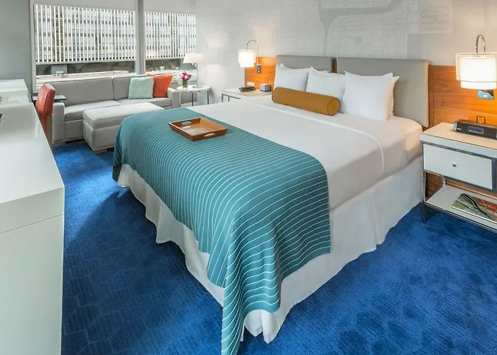 Kinzie Hotel