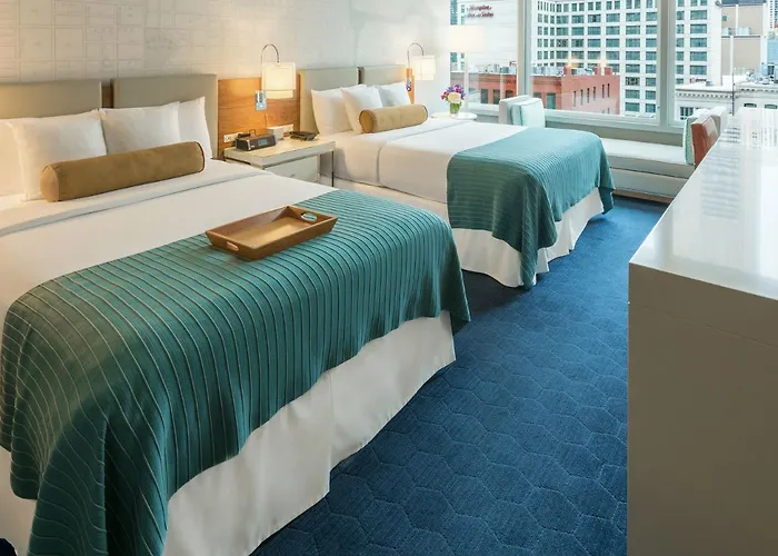 Hotel Kinzie Chicago